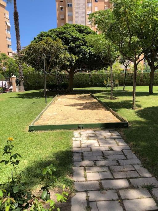 Precioso Apartamento En Urbanizacion Junto Al Mar. Alicante Buitenkant foto