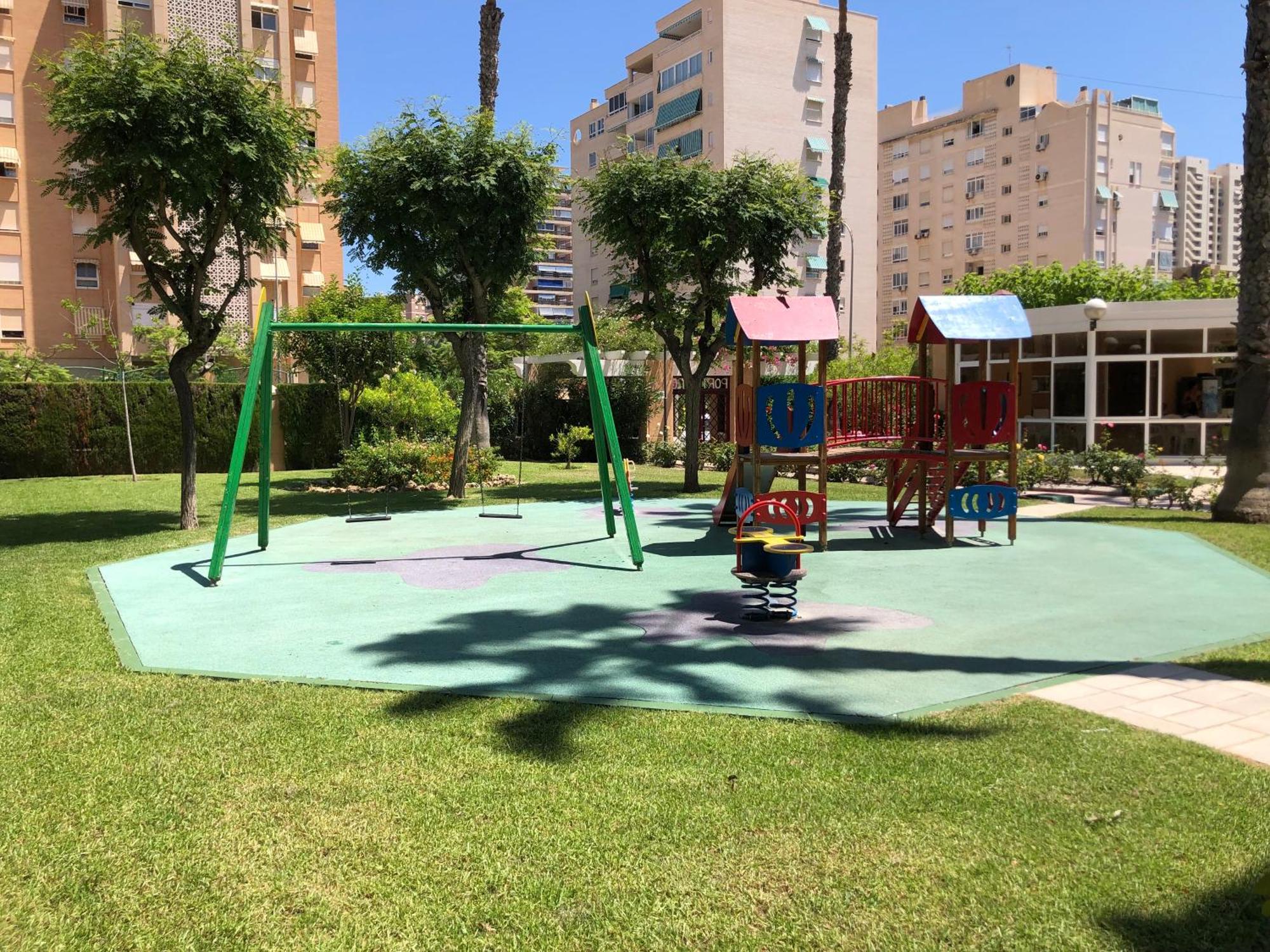 Precioso Apartamento En Urbanizacion Junto Al Mar. Alicante Buitenkant foto